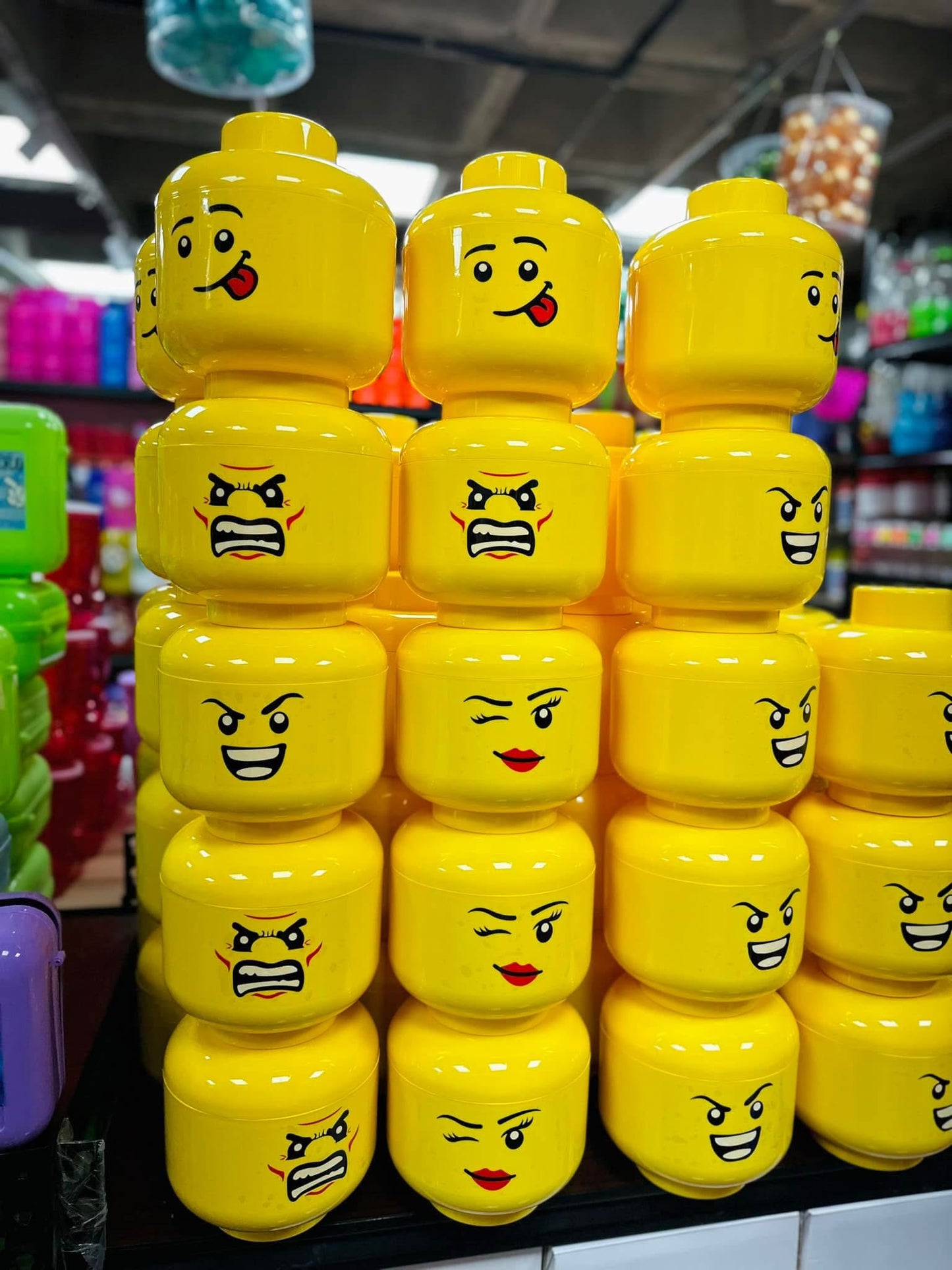 Birthday Party Dulcero Candy Favor Centro de Mesa Table Centerpiece 10Pcs. Random Faces.