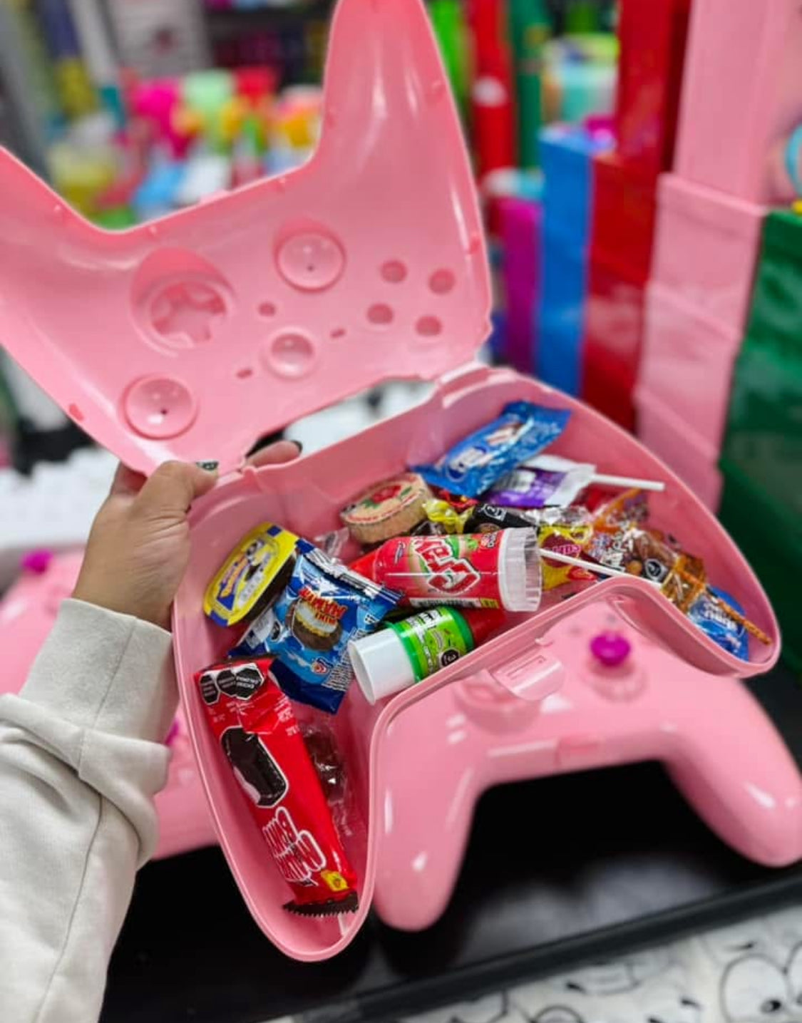 Birthday Party Dulcero Gigante Video Game Controller Candy Favor Goodie 20Pcs. Random Colors.