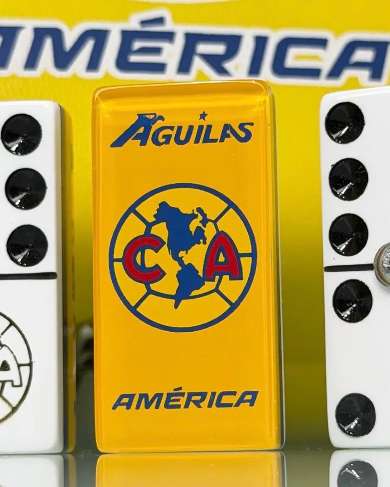 Dominoes Casino Set Aguilas Del America Domino, Cubilete/Dice Set, 2 Barajas/Cards