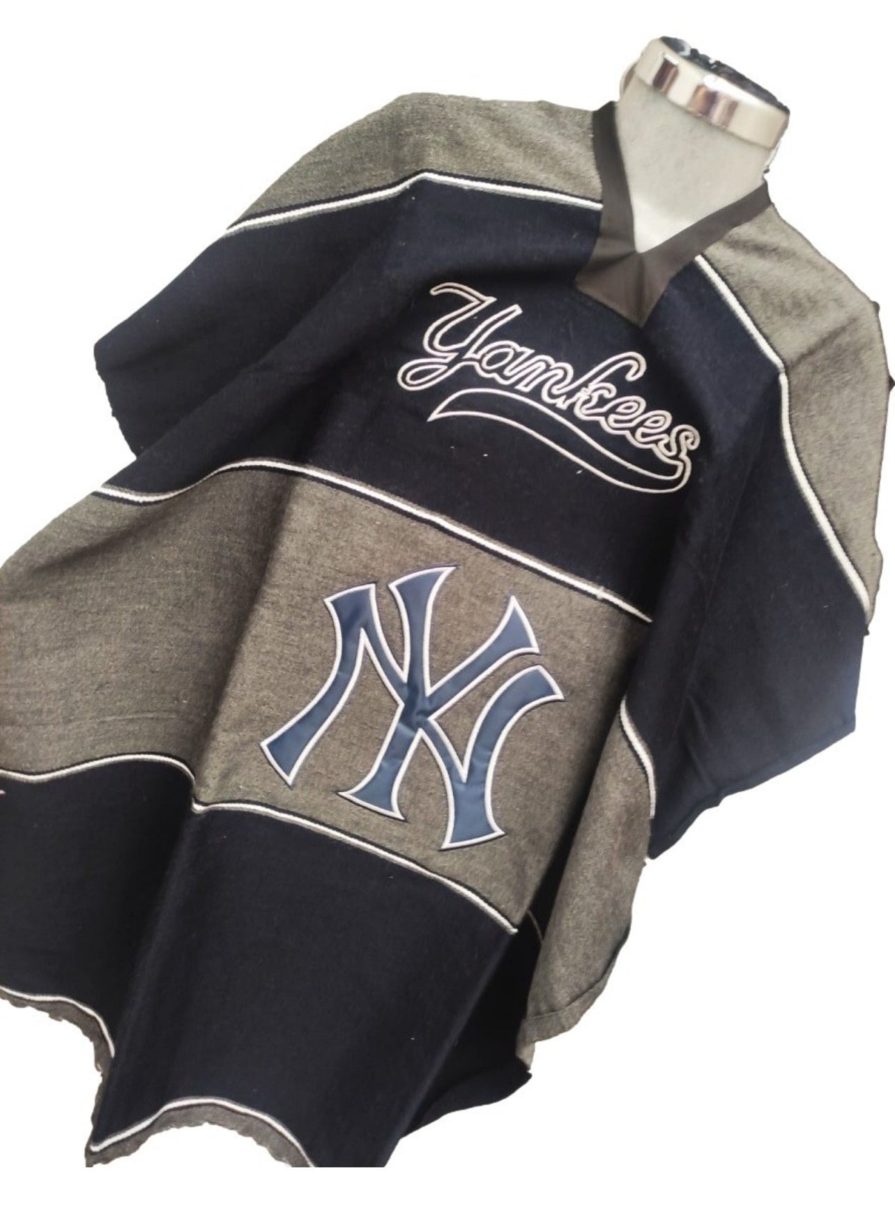 New York Yankees Jorongo Sarape Mexican Poncho Artesanal Winter