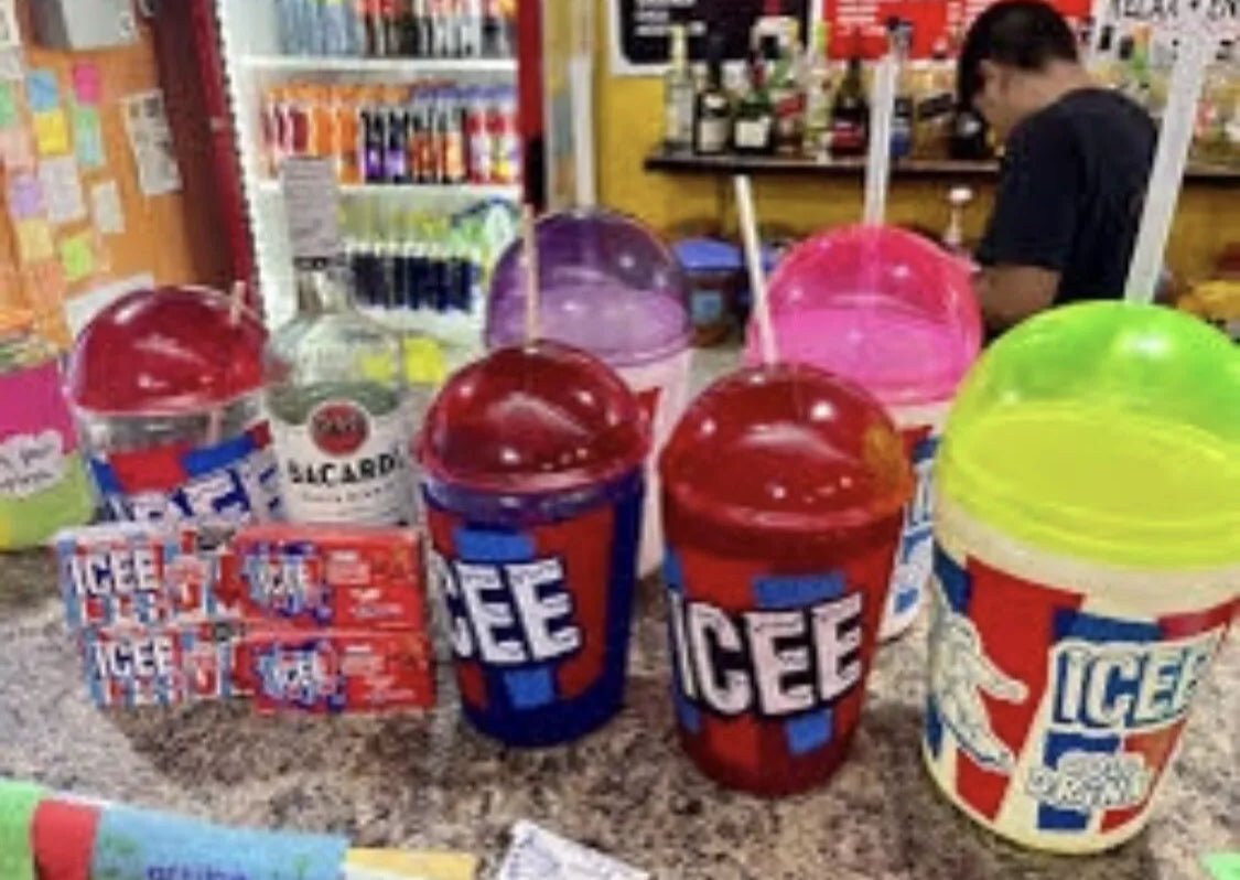 Icee Cup Icee Chela Vaso Michelada Cocktail Mix Drink 2L Random Colors (40 Cups)