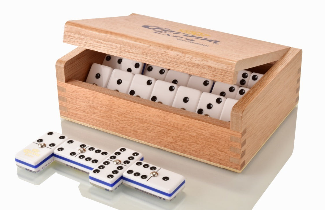 Dominoes Set Cerveza Corona in Nice Wooden Case Domino.