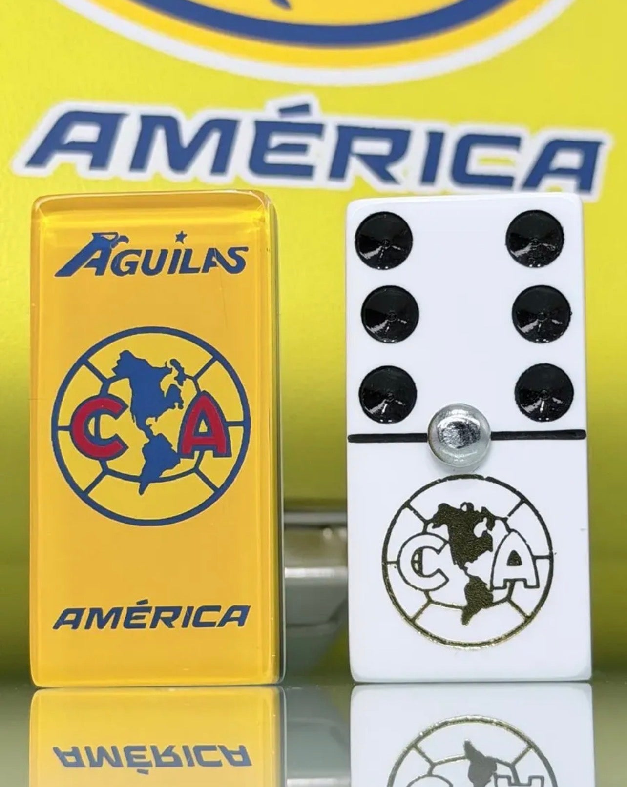Dominoes Casino Set Aguilas Del America Domino, Cubilete/Dice Set, 2 Barajas/Cards